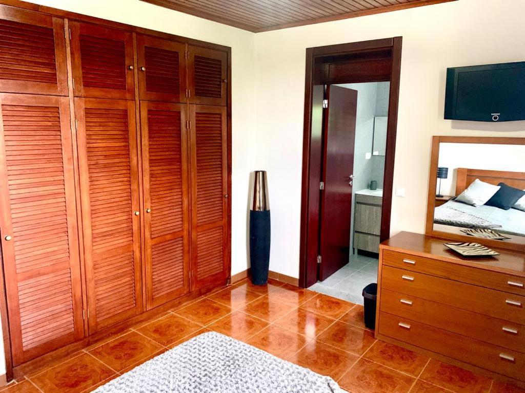 Ninho Cagarras Homestay *